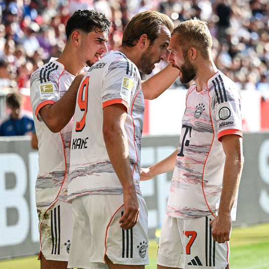 Kit de juego Bayern Múnich Visita